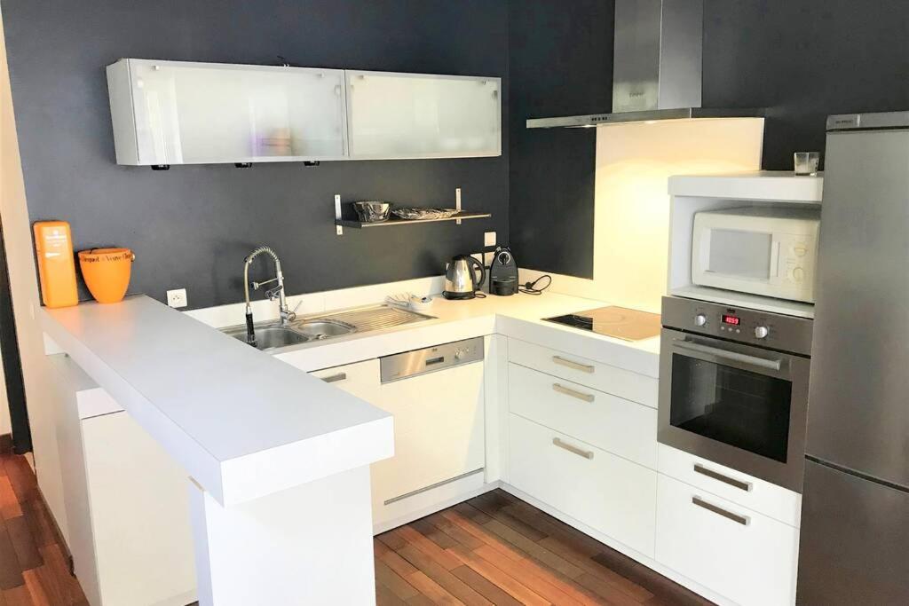 Loft Hyper Centre Reims 6 Pers Avec Parking Apartment Exterior photo